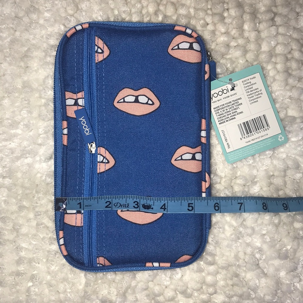 Yoobi Pencil Case - Picture 4 of 5
